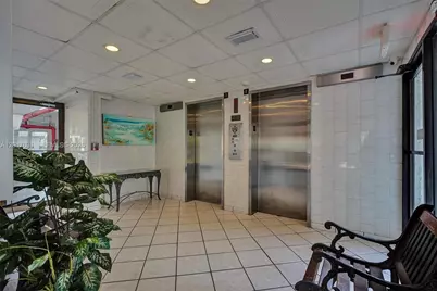 7850 Byron Ave #702, Miami Beach, FL 33141 - Photo 15