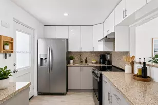 7850 Byron Ave, Miami Beach, FL 33141 - Photo 3