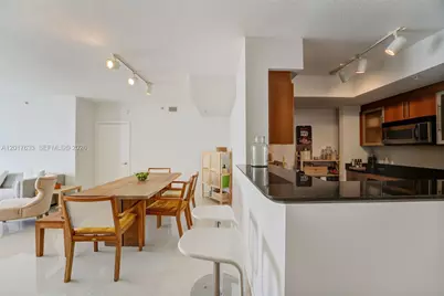 335 S Biscayne Blvd #4205, Miami, FL 33131 - Photo 5
