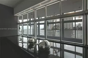 335 S Biscayne Blvd, Miami, FL 33131 - Photo 27