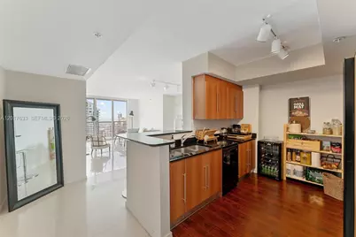 335 S Biscayne Blvd #4205, Miami, FL 33131 - Photo 3