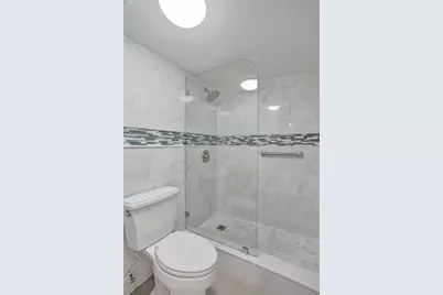105 Lake Emerald Dr #508, Oakland Park, FL 33309 - Photo 23