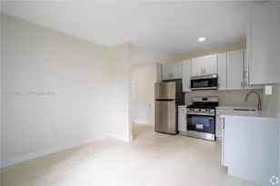 433 SW 6th St, Miami, FL 33130 - Photo 9