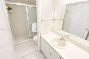 464 NE 210th Cir Terrace, Miami, FL 33179 - Photo 19