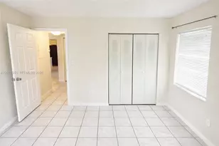 464 NE 210th Cir Terrace, Miami, FL 33179 - Photo 13