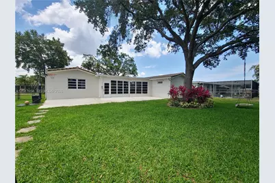 4900 Cleveland St, Hollywood, FL 33021 - Photo 17