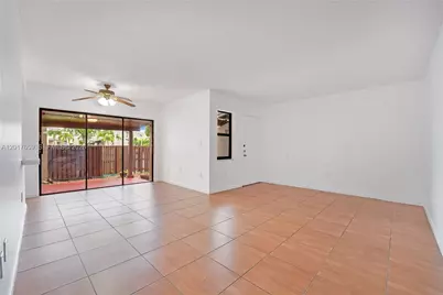 10296 NW 9th St Cir #103, Miami, FL 33172 - Photo 3