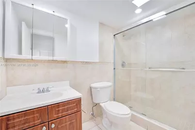 10296 NW 9th St Cir #103, Miami, FL 33172 - Photo 11