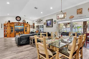 13621 SW 21st St, Miramar, FL 33027 - Photo 9