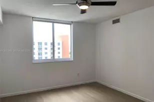 18800 NE 29th Ave, Aventura, FL 33180 - Photo 13