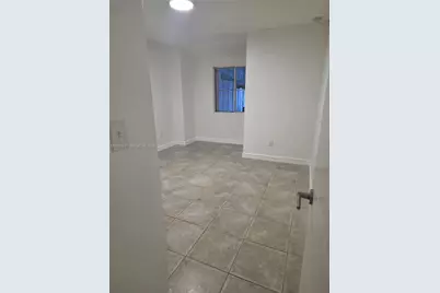 4467 NW 185th St, Miami Gardens, FL 33055 - Photo 9