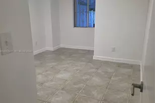 4467 NW 185th St, Miami Gardens, FL 33055 - Photo 9