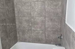 4467 NW 185th St, Miami Gardens, FL 33055 - Photo 7