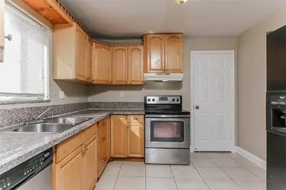 4030 NW 8th Ter, Oakland Park, FL 33309 - Photo 5
