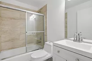 888 Brickell Key Dr, Miami, FL 33131 - Photo 19