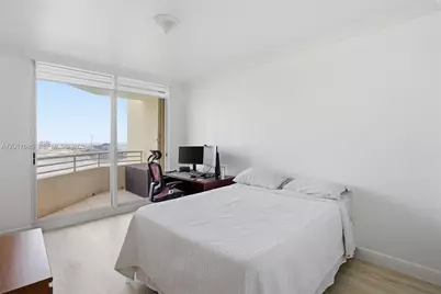 888 Brickell Key Dr #2010, Miami, FL 33131 - Photo 17