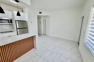 421 NW 13th Ave, Miami, FL 33125 - Photo 1