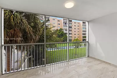319 NE 14th Ave #201, Hallandale Beach, FL 33009 - Photo 17