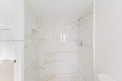 319 NE 14th Ave #201, Hallandale Beach, FL 33009 - Photo 11