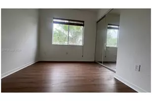 3600 Oaks Clubhouse Dr, Pompano Beach, FL 33069 - Photo 11