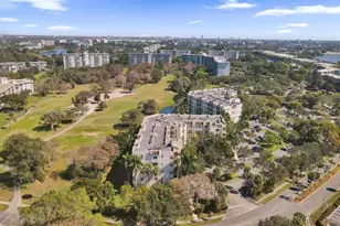 3600 Oaks Clubhouse Dr, Pompano Beach, FL 33069 - Photo 33