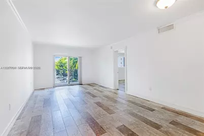 1674 Bay Rd #302, Miami Beach, FL 33139 - Photo 3