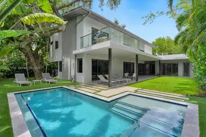 10 Samana Dr, Miami, FL 33133 - Photo 1
