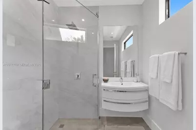 10 Samana Dr, Miami, FL 33133 - Photo 23