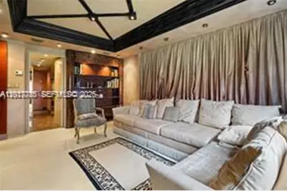 11111 Biscayne Blvd #227, North Miami Beach, FL 33181 - Photo 9