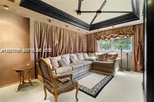 11111 Biscayne Blvd, North Miami Beach, FL 33181 - Photo 9
