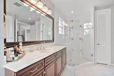 2310 Bayview Ln, North Miami, FL 33181 - Photo 45