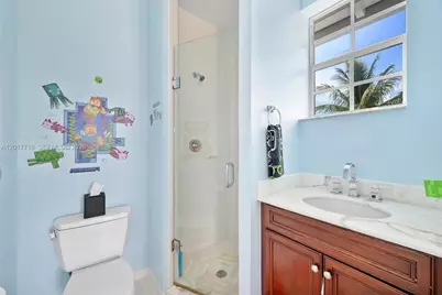 2310 Bayview Ln, North Miami, FL 33181 - Photo 57