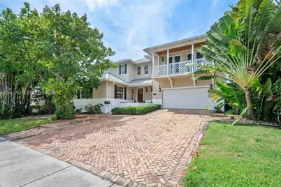 2310 Bayview Ln, North Miami, FL 33181 - Photo 11