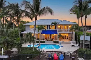 2310 Bayview Ln, North Miami, FL 33181 - Photo 3