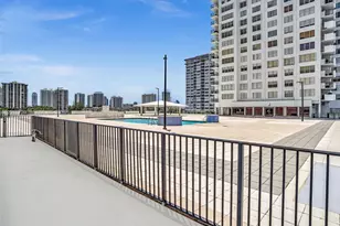 2780 NE 183rd St, Aventura, FL 33160 - Photo 27