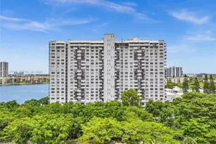 2780 NE 183rd St, Aventura, FL 33160 - Photo 31