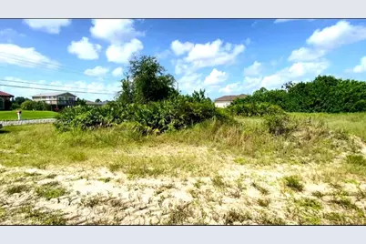 3310 8 St SW, Lehigh Acres, FL 33976 - Photo 1