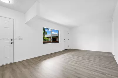 13210 Memorial Hwy #116, North Miami, FL 33161 - Photo 7