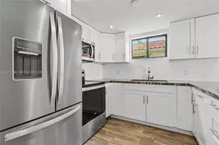 122 SW 56th Ave, Miami, FL 33134 - Photo 15