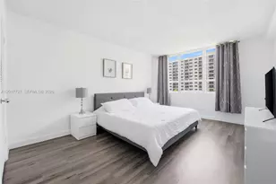 1500 Bay Rd, Miami Beach, FL 33139 - Photo 11