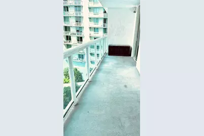 1800 N Bayshore Dr #1906, Miami, FL 33132 - Photo 9