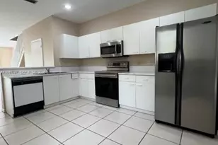 2434 Cordoba Bend, Weston, FL 33327 - Photo 5