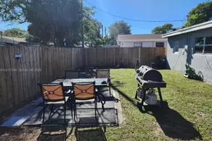 910 NW 17th Ave, Fort Lauderdale, FL 33311 - Photo 17