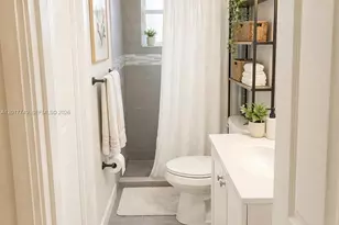 910 NW 17th Ave, Fort Lauderdale, FL 33311 - Photo 3