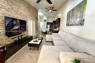 1242 NE 32nd Ave, Homestead, FL 33033 - Photo 3