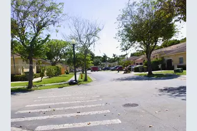 1242 NE 32nd Ave, Homestead, FL 33033 - Photo 35