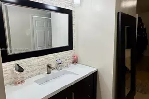 1242 NE 32nd Ave, Homestead, FL 33033 - Photo 17