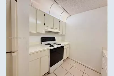 8260 SW 210th St #108, Cutler Bay, FL 33189 - Photo 13