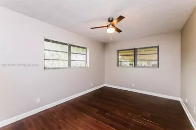 830 E Evanston Cir, Fort Lauderdale, FL 33312 - Photo 9