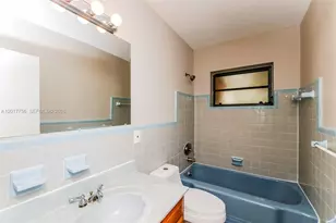 830 E Evanston Cir, Fort Lauderdale, FL 33312 - Photo 17